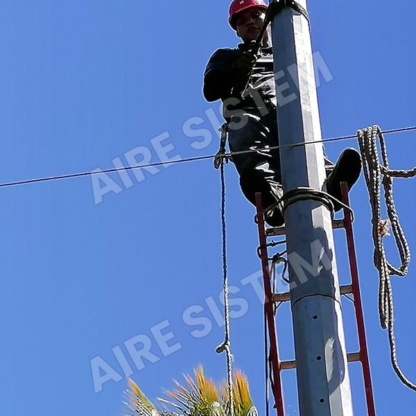 Postes y acometida – Aire Sistem, El Salvador