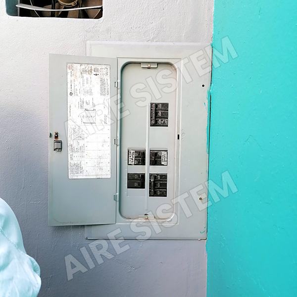 Tablero eléctrico instalado